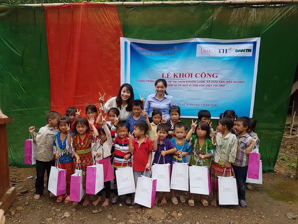 The true happiness to build a new bridge for poor people in Khuoi Luoi village (Ha Giang province), sponsored by VSF and TH Group