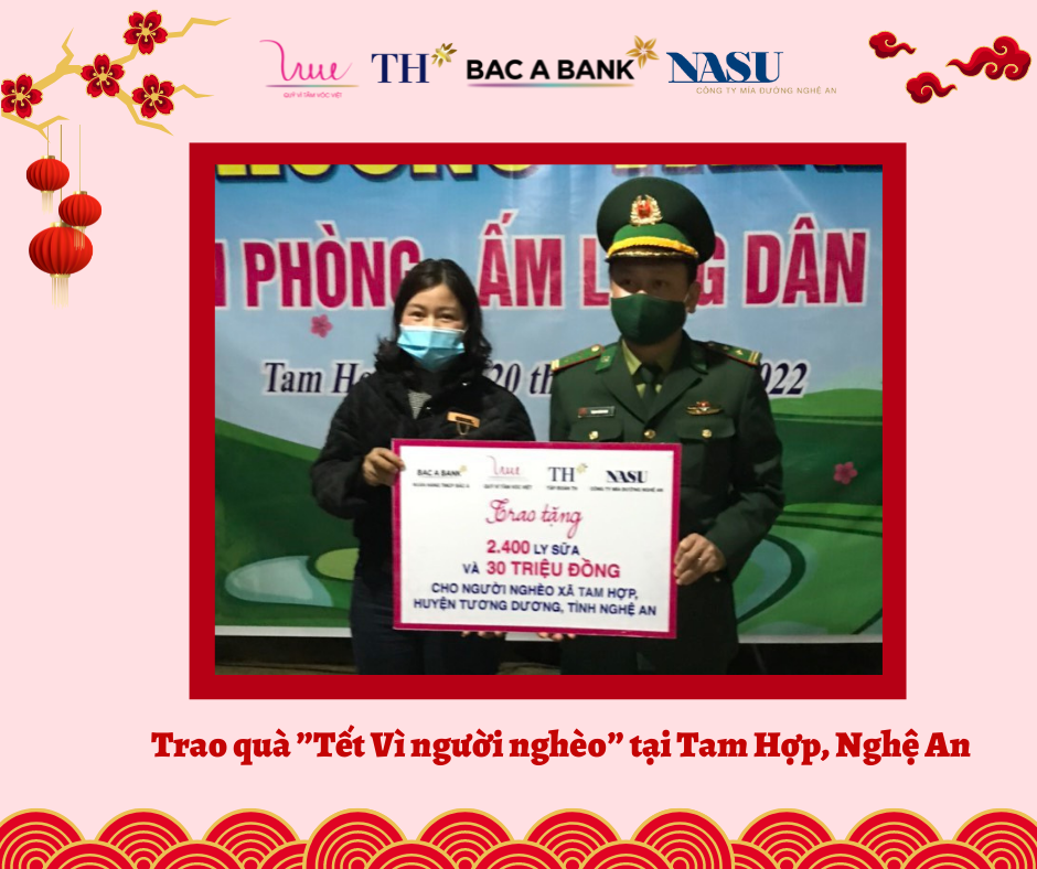 Giving 2400 glasses of milk and 30 million VND in the program "Tet For the Poor" in Nghe An