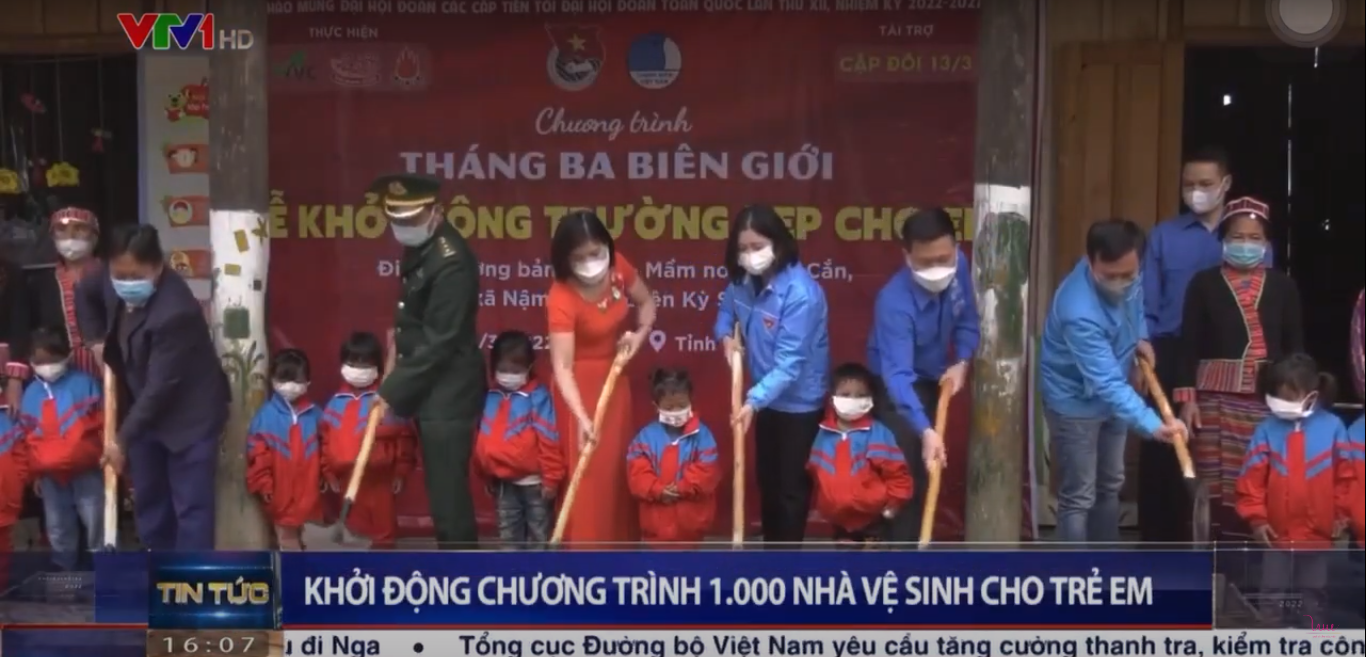 VTV1 đưa tin về hoạt động trao tặng 30 nhà vệ sinh trong chương trình "Điều ước cho em"