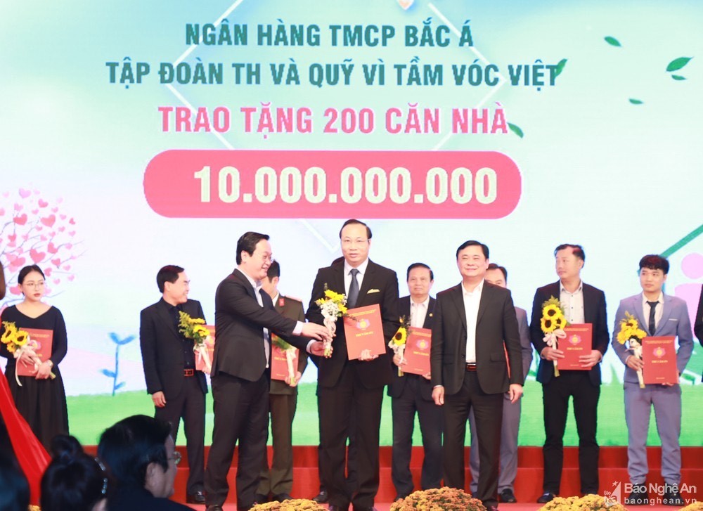 Tài trợ xây dựng 200 căn nhà tình nghĩa trị giá 10 tỷ đồng tại Nghệ An