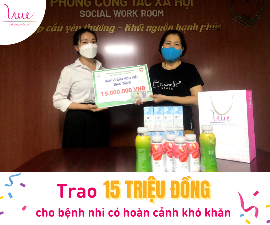 Trao 15 triệu đồng tài trợ cho bệnh nhi có hoàn cảnh khó khăn