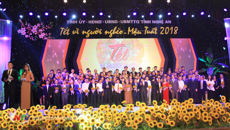 VSF gave 2000 gifts to the poor on Lunar New Year occasion