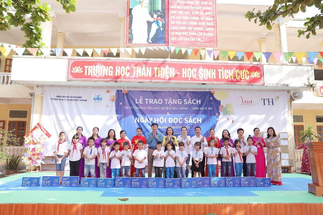 The media reported on the Award Ceremony of 130 bookcases and Yen Thanh Reading Festival, Nghe An province